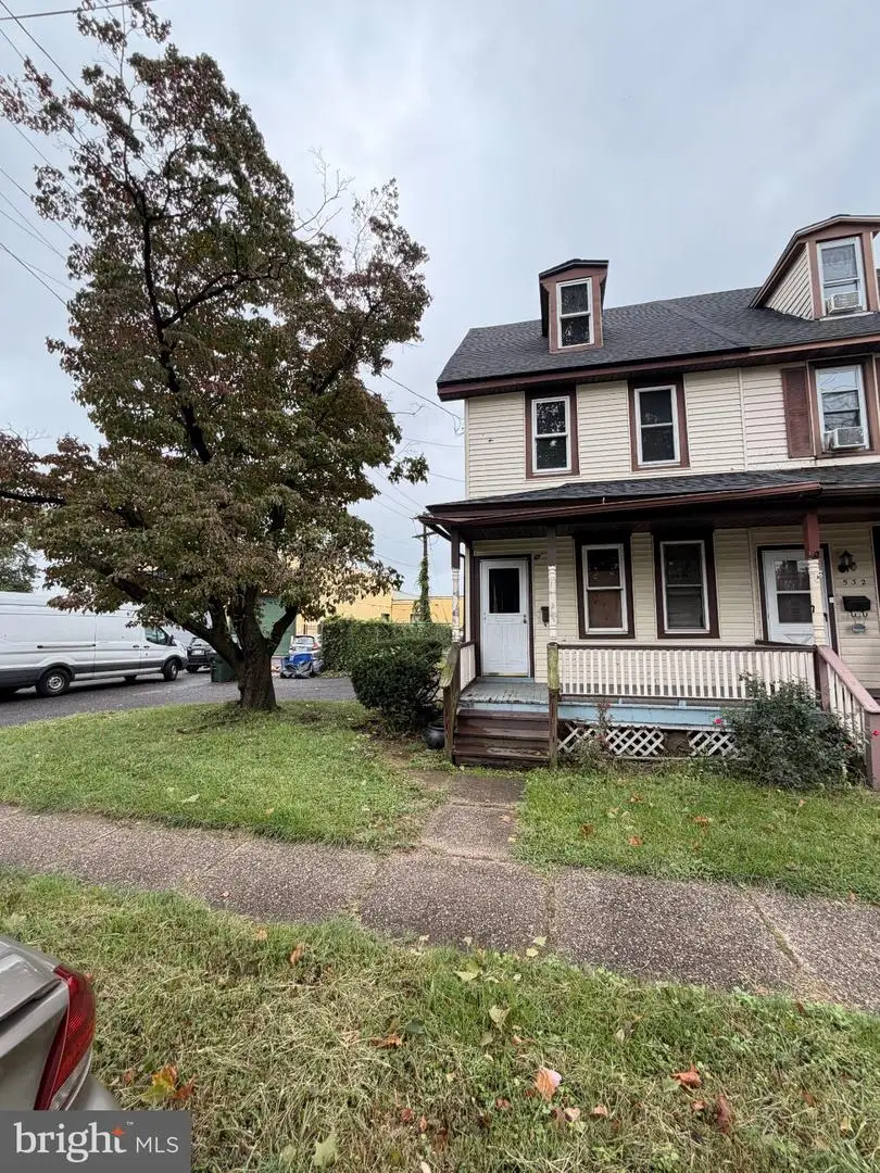 534 Columbus Rd, Burlington, NJ 08016 - #1