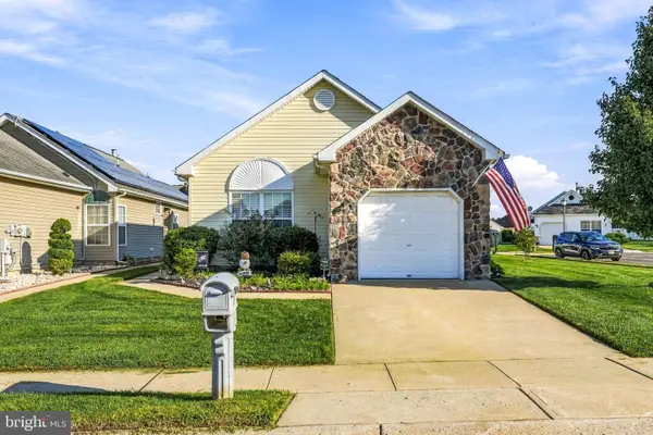 2 Madison Ct, EDGEWATER PARK TWP, NJ 08010
