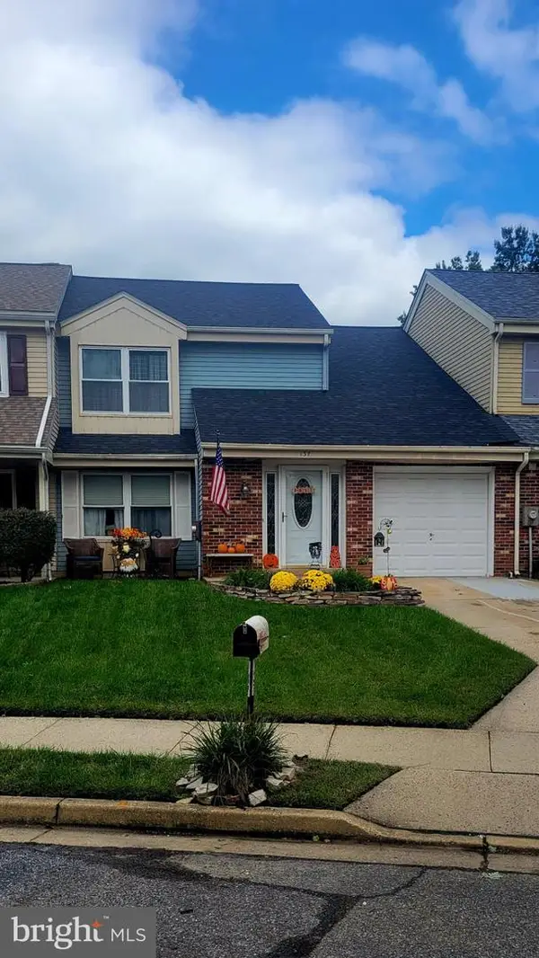 137 Banwell Ln, MOUNT LAUREL, NJ 08054