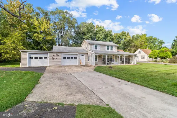 151 South Ave, MOUNT HOLLY, NJ 08060