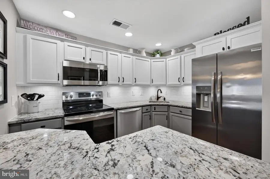 2606 Bluegrass Dr, Mount Laurel, NJ 08054 - #3