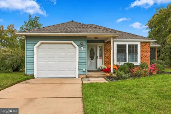3 Avandale Ct, MT LAUREL, NJ 08054