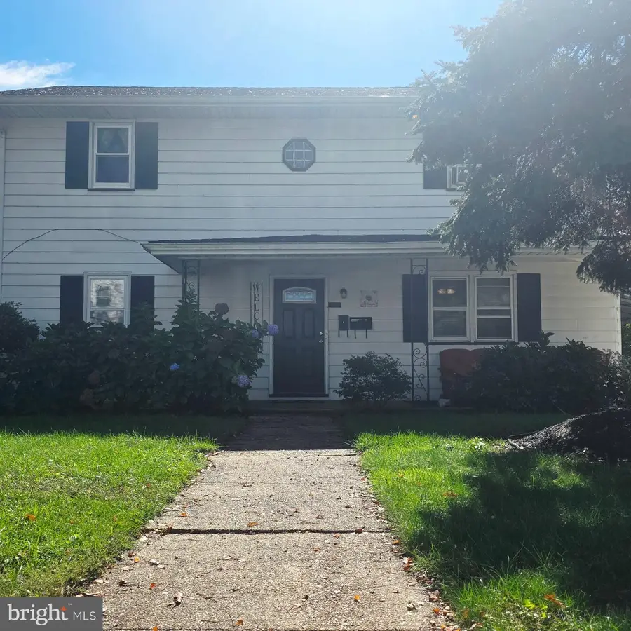 312 Conover St, Burlington, NJ 08016 - #2