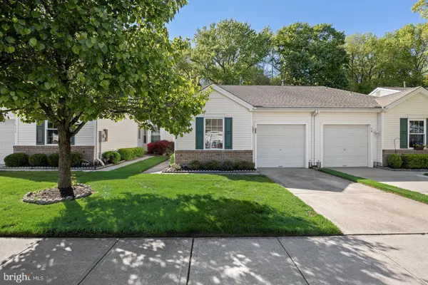 20 Peppergrass Dr N, MOUNT LAUREL, NJ 08054