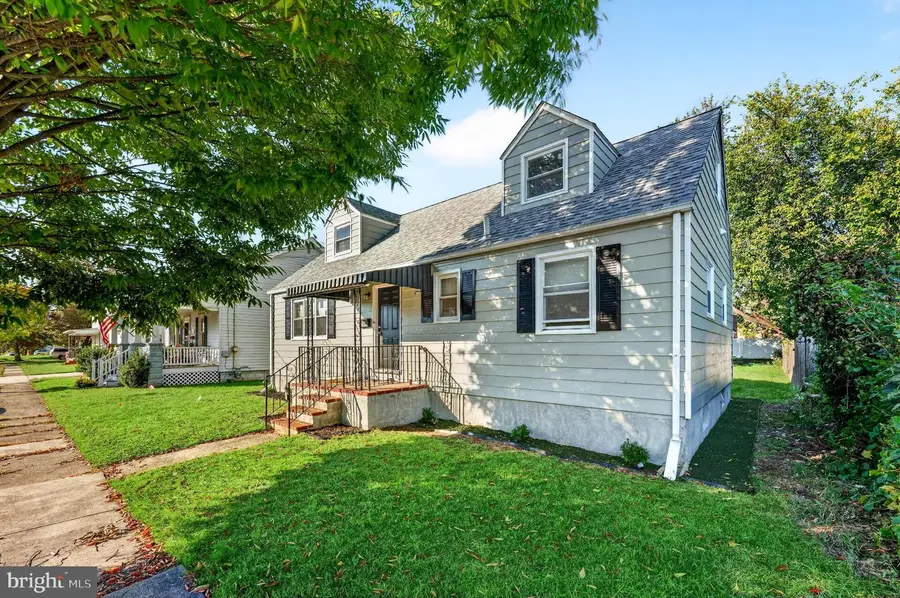 217 E 4th St, Florence, NJ 08518 - #3