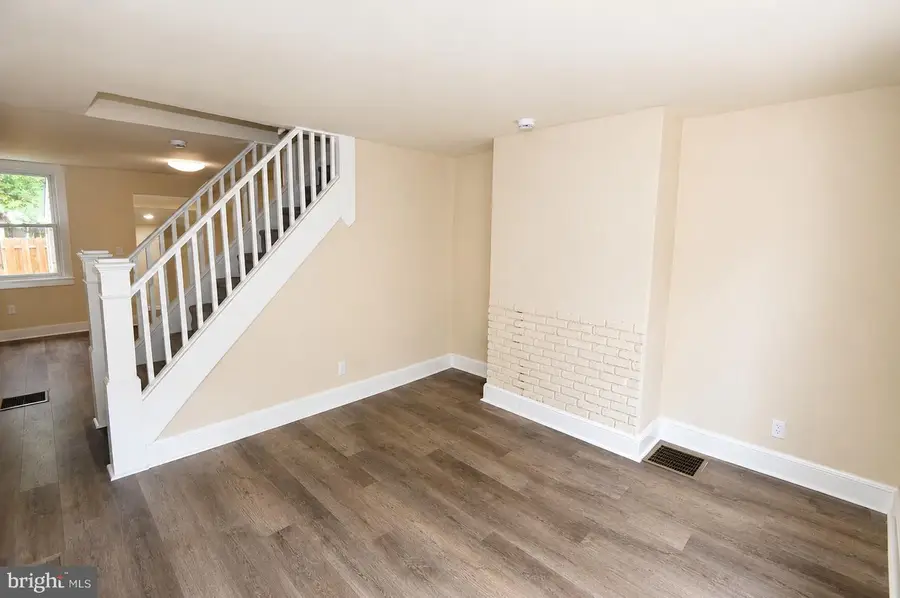 319 York St, Burlington, NJ 08016 - #3
