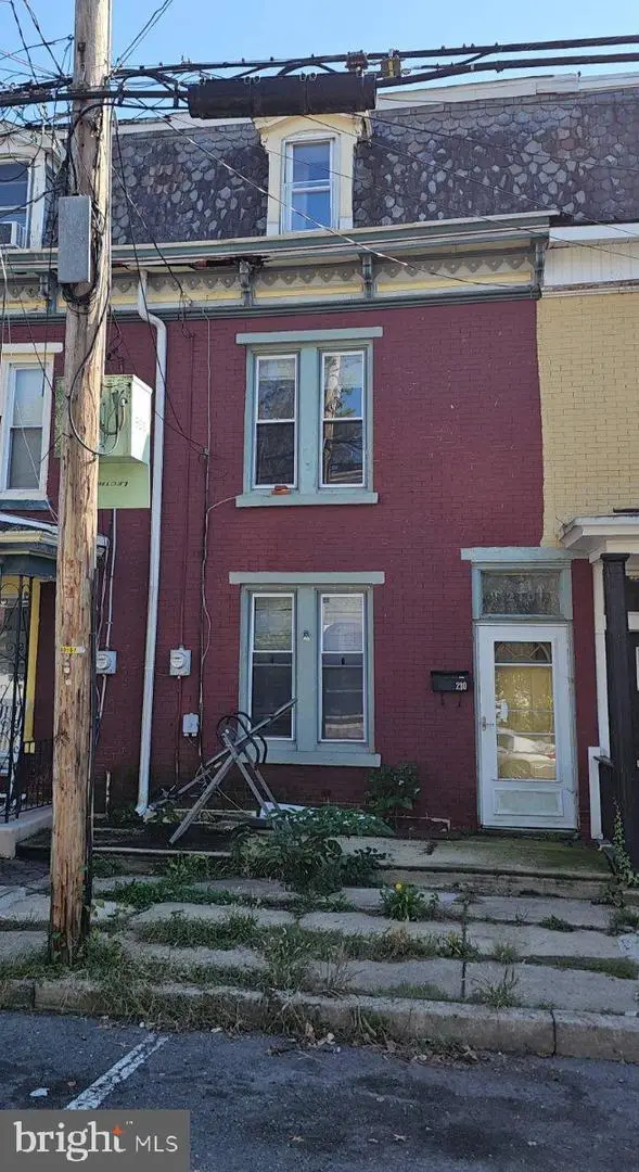210 W Union St, Burlington, NJ 08016 - #1