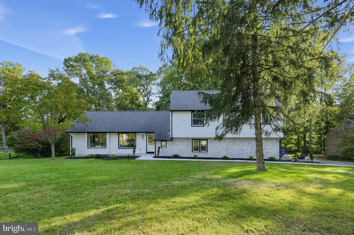 56 Westbrook Dr, Moorestown, NJ 08057 - #1