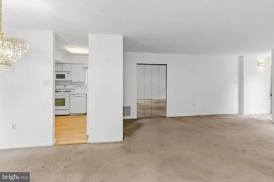 21 Ashley Ct, Marlton, NJ 08053 - #3