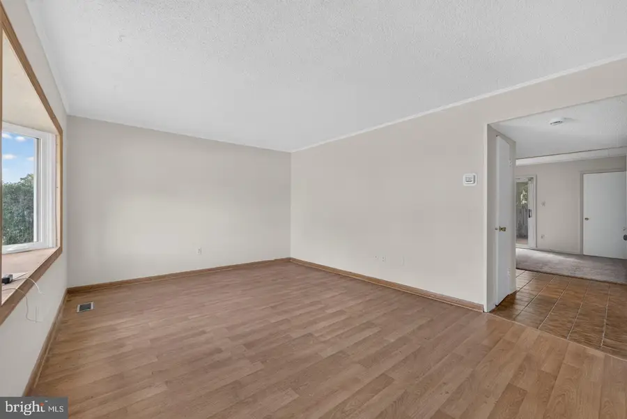 50 Raeburn Ln, Willingboro, NJ 08046 - #3