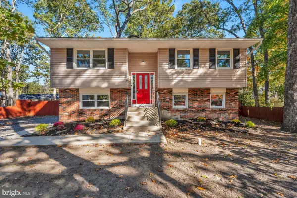218 Auburn Ave, BROWNS MILLS, NJ 08015
