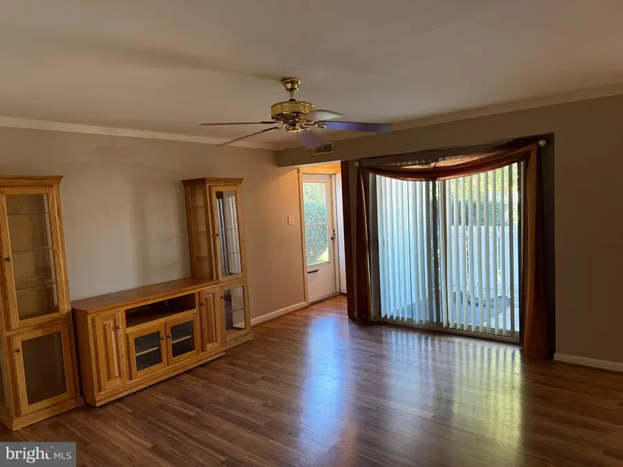 275 Green St #4e1, Edgewater Park, NJ 08010 - #2