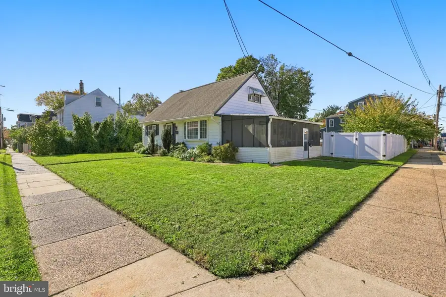 200 Conover St, Burlington, NJ 08016 - #3
