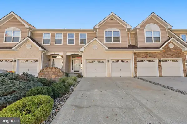 24 Wimbledon Way, MARLTON, NJ 08053
