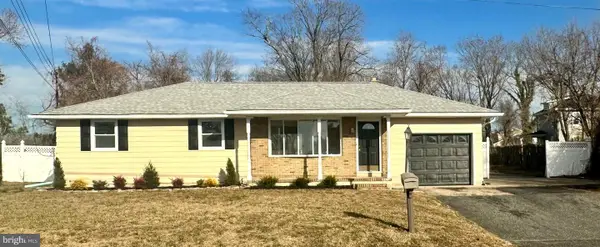 462 E Elmer Rd, VINELAND, NJ 08360