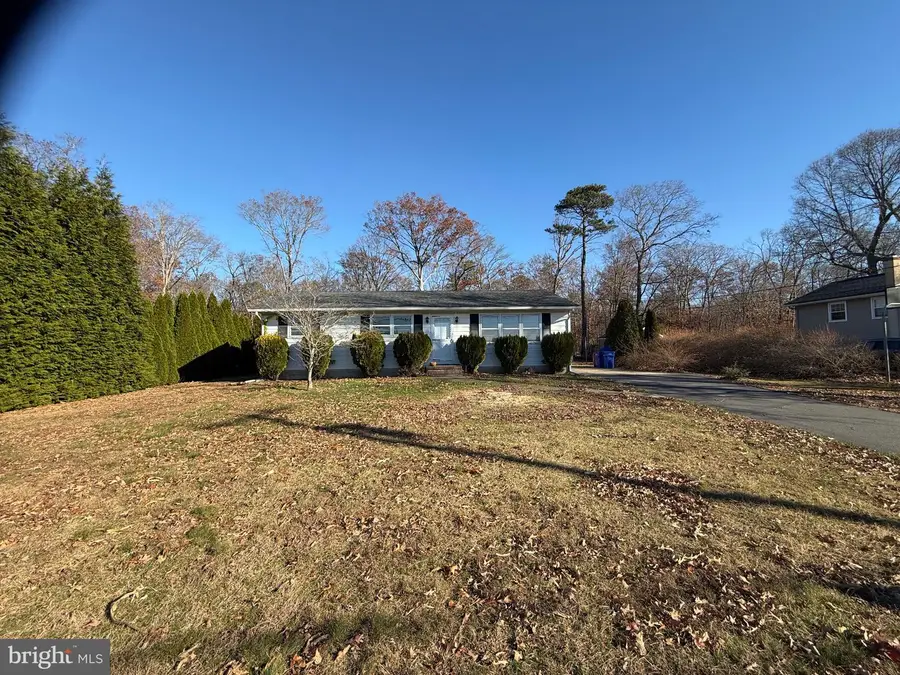8202 W Buckshutem Rd, Millville, NJ 08332 - Image #2