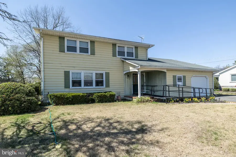 1872 Galli Dr, Vineland, NJ 08361 - Image #2