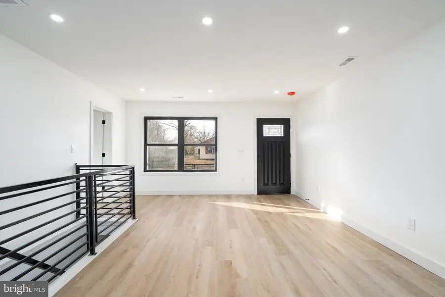 125 S 10th St S S, Millville, NJ 08332 - Image #3