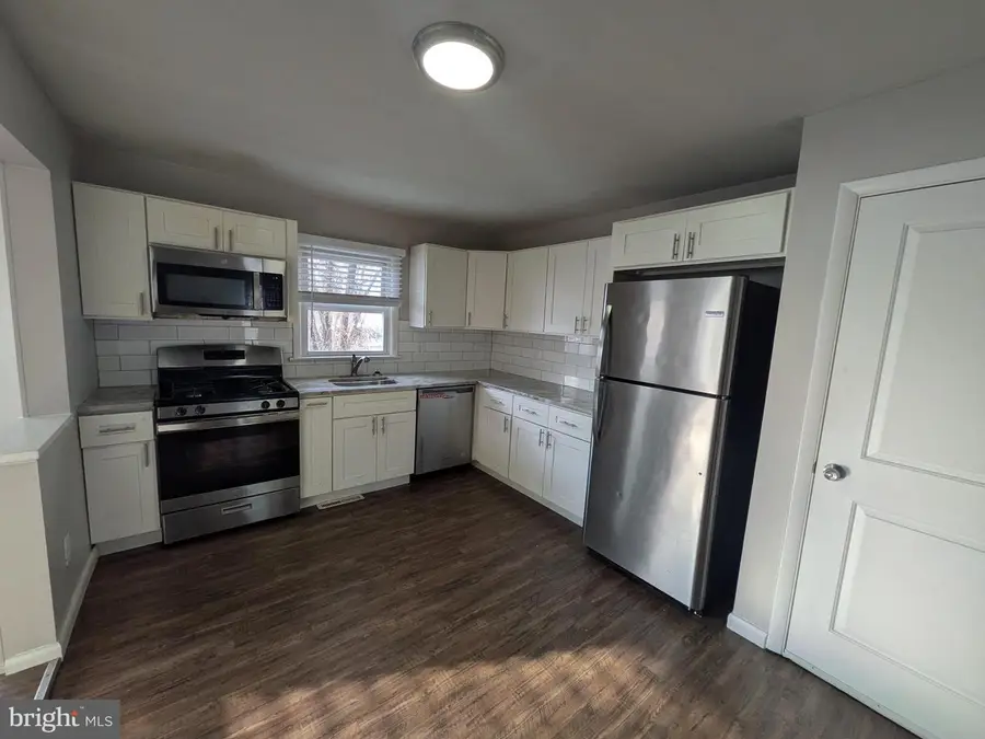 102 Ginger Ave, Millville, NJ 08332 - Image #2