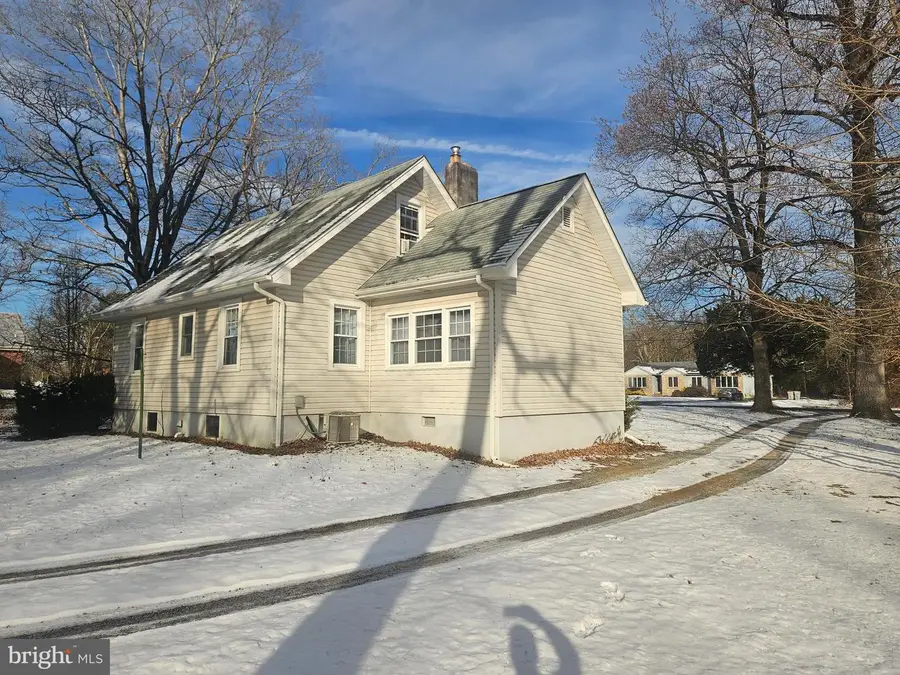 1081 E Butler Ave, Vineland, NJ 08360 - Image #3
