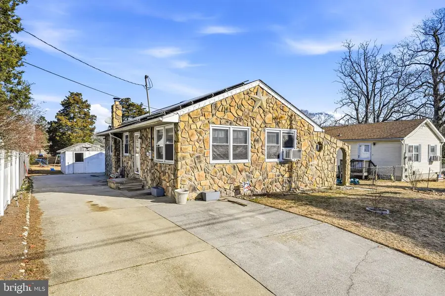 712 Cherry St, Millville, NJ 08332 - Image #2