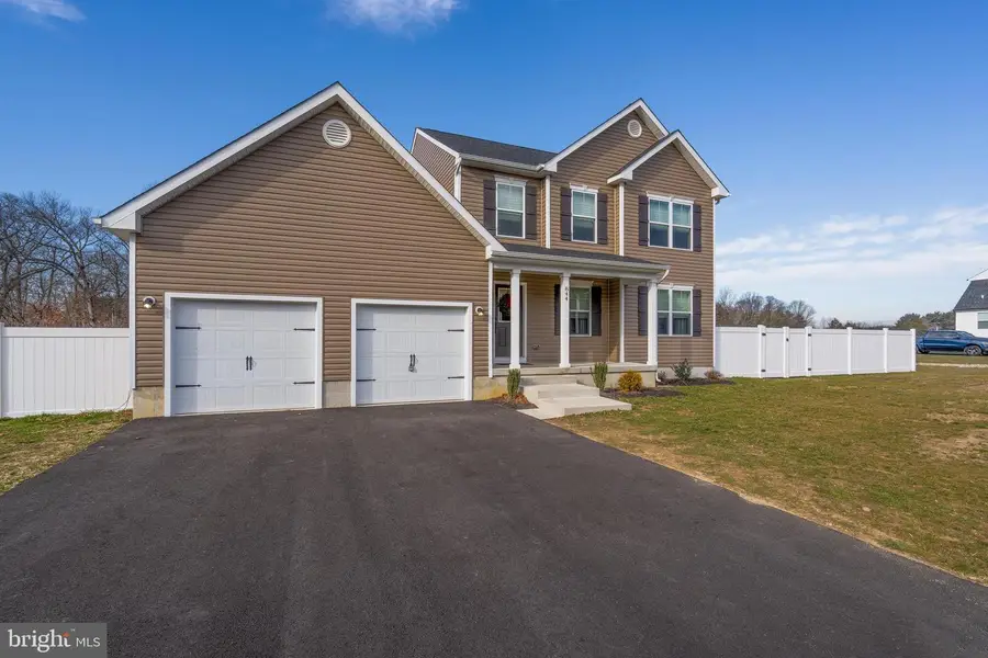 844 Chapel Dr, Vineland, NJ 08361 - Image #2
