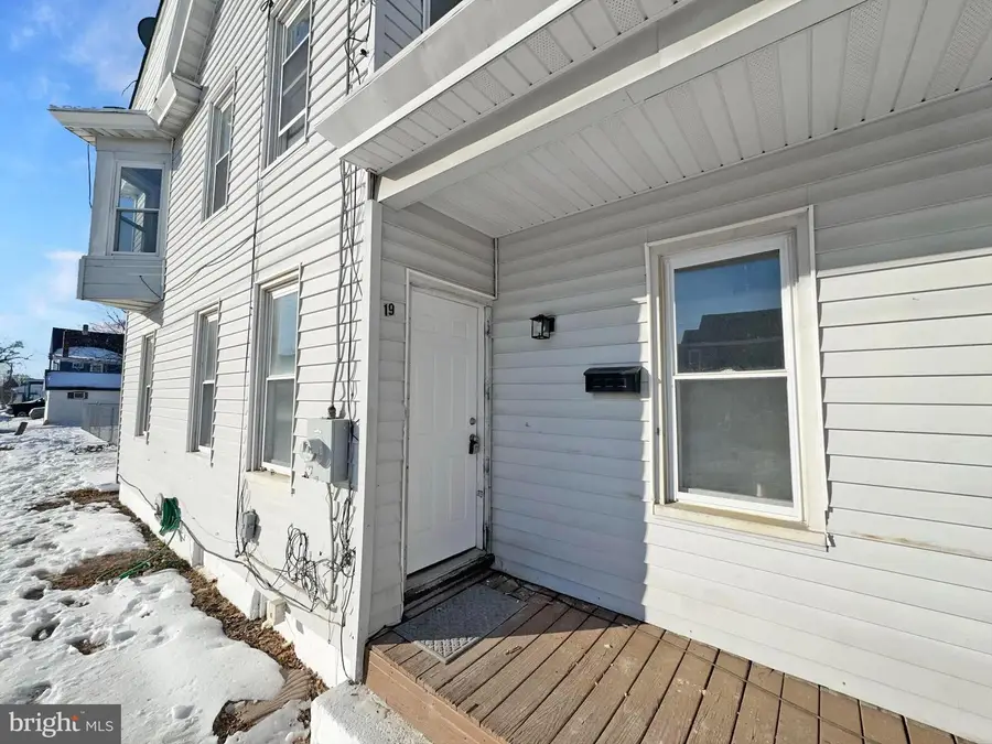 19 E Mcneal St, Millville, NJ 08332 - #3