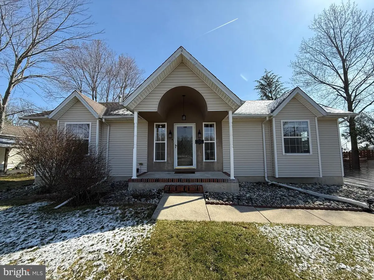 3321 Wilderness Dr, Vineland, NJ 08361 - #1