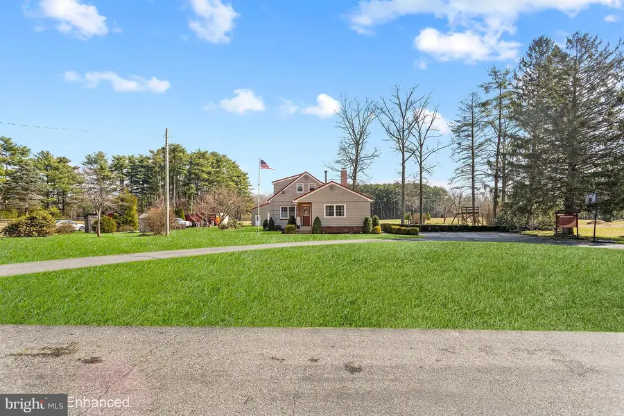 230 Kenyon Ave, Millville, NJ 08332 - #2