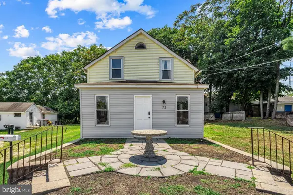 73 W Chestnut Ave, VINELAND, NJ 08360
