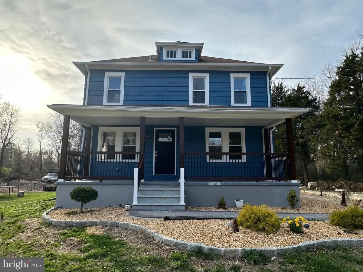 548 N Lincoln Ave, Vineland, NJ 08361 - #1