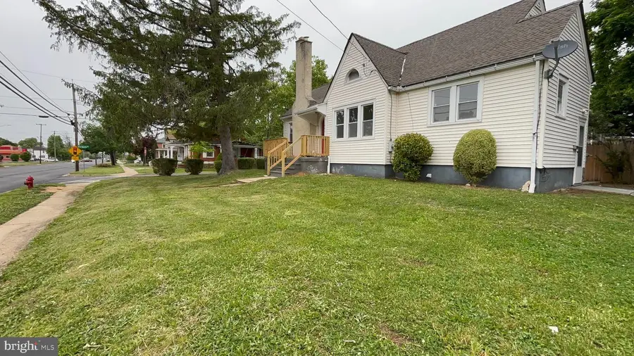 1002 E Chestnut Ave, Vineland, NJ 08360 - #2