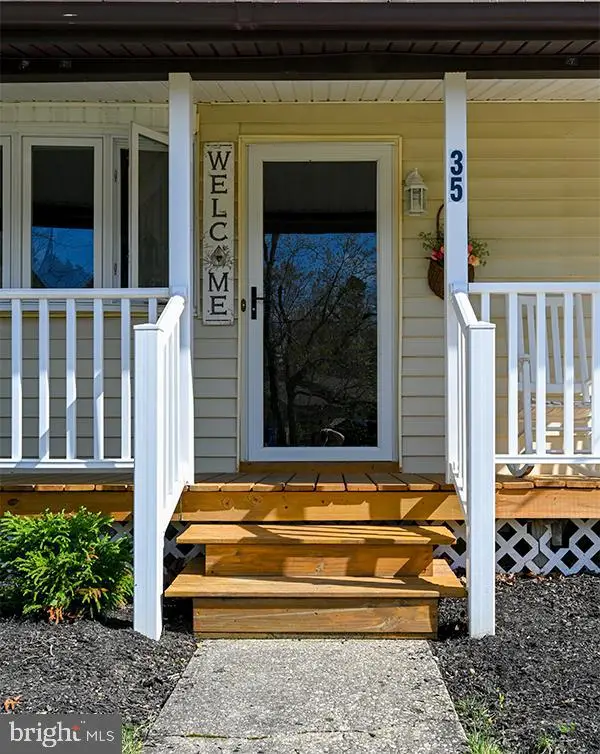 35 E Forest Glen Dr, Millville, NJ 08332 - #1