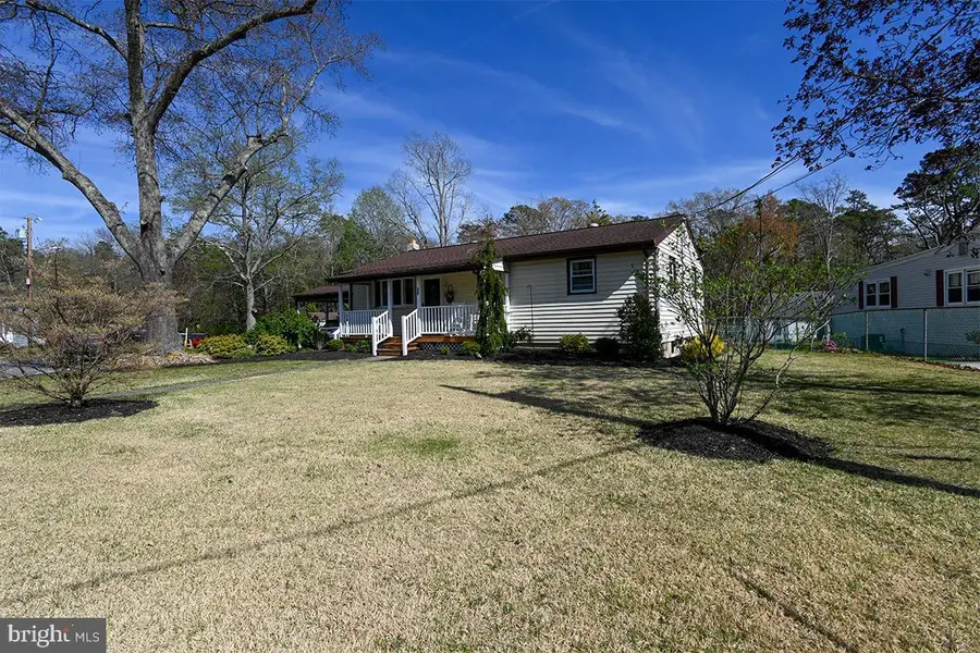 35 E Forest Glen Dr, Millville, NJ 08332 - #3