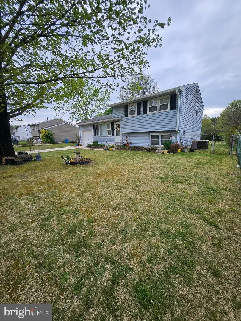 570 Bradford Dr, Vineland, NJ 08360 - #1