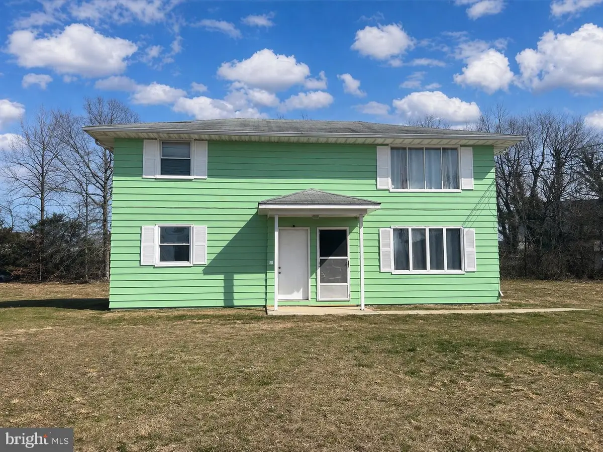 735 S State St, Vineland, NJ 08360 - #1