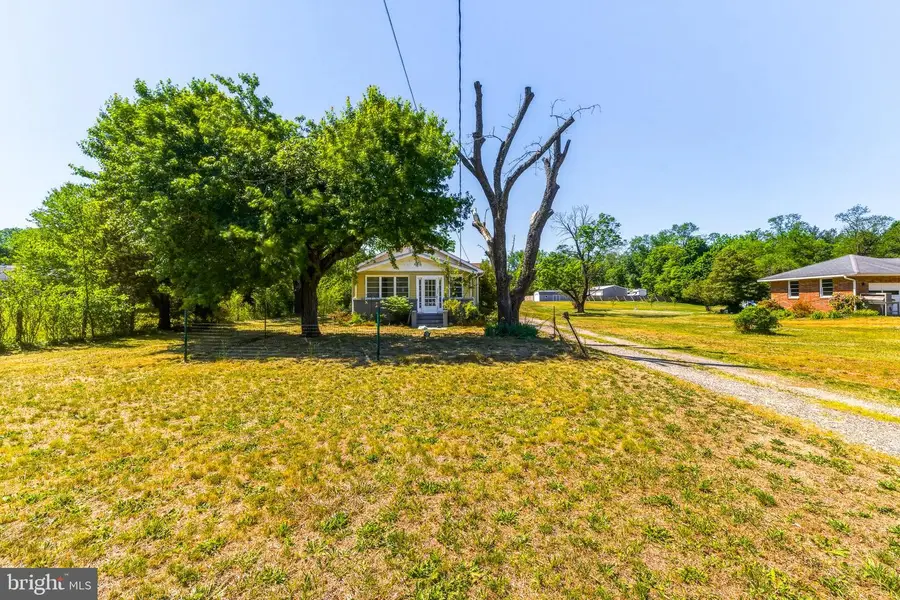 391 E Butler Ave, Vineland, NJ 08360 - #2