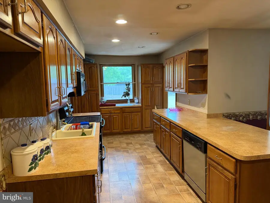404 Henderson Ave, Millville, NJ 08332 - #2