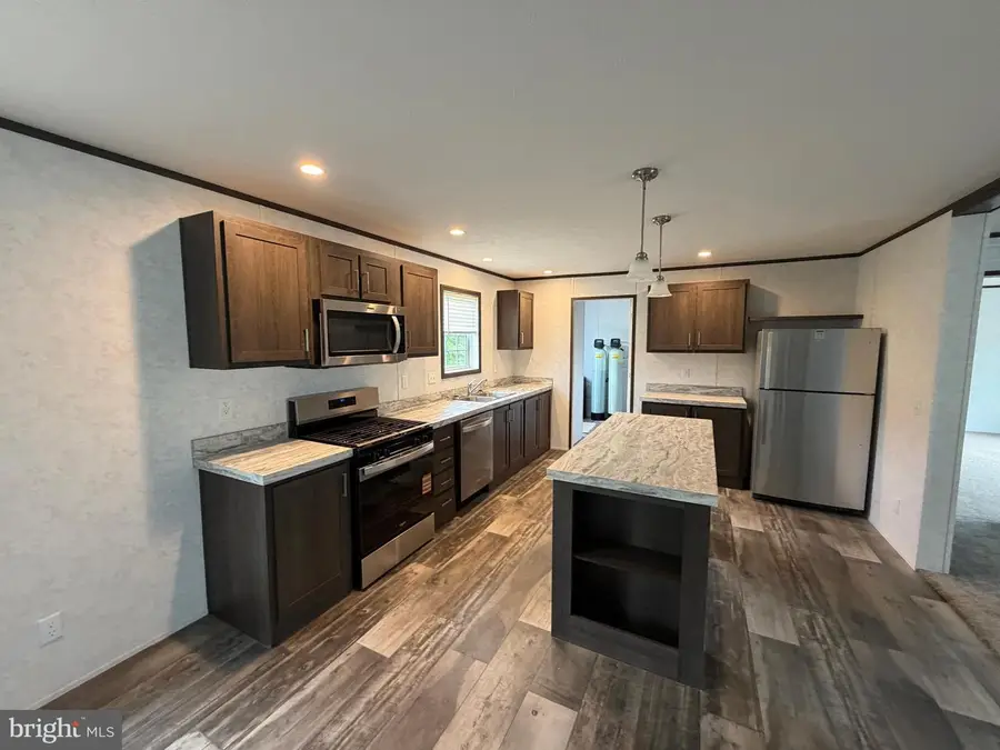 326 Main St, Newport, NJ 08345 - #2