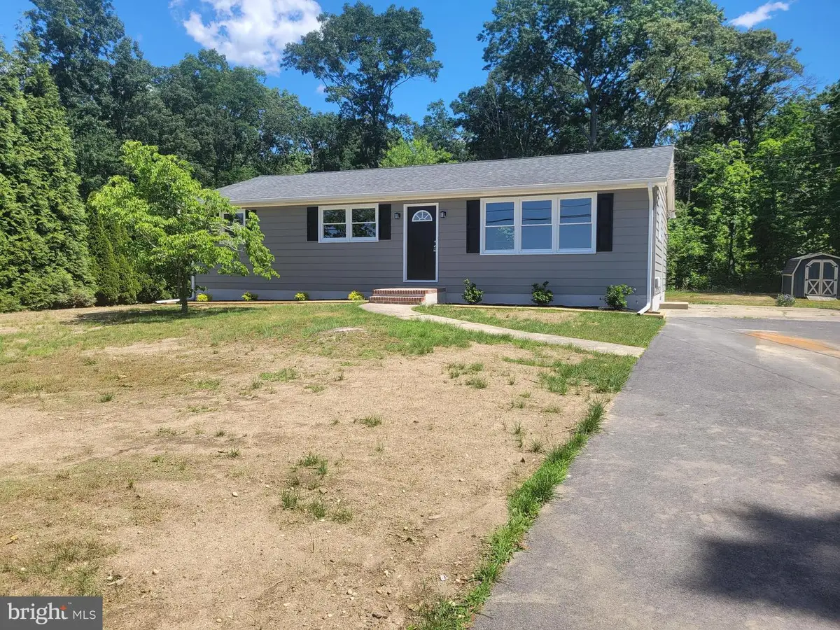 8202 W Buckshutem Rd W, Millville, NJ 08332 - #1