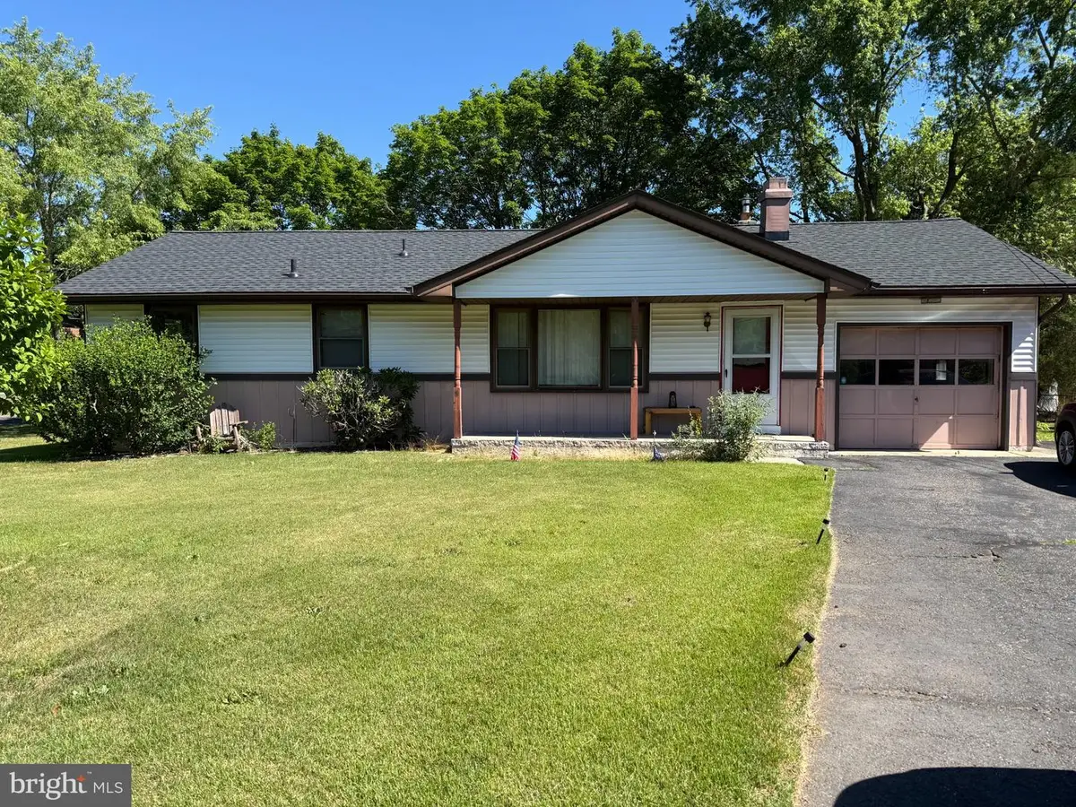 684 E Elmer Rd, Vineland, NJ 08360 - #1