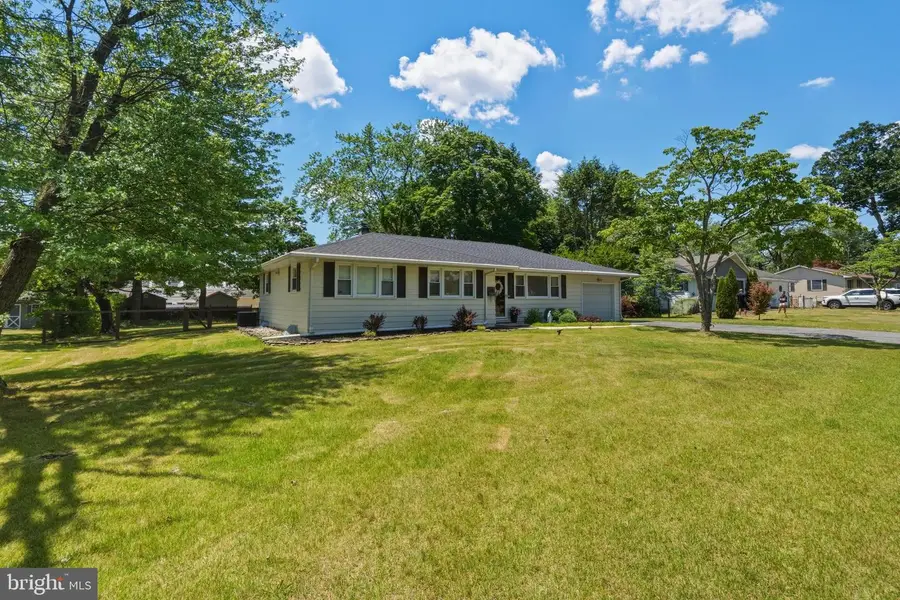 2493 Barry Dr, Vineland, NJ 08361 - #3