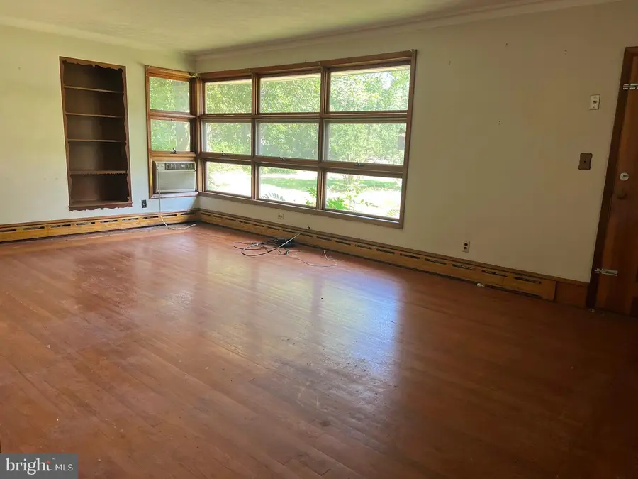 571 And 533 W Sherman Ave, Vineland, NJ 08360 - #3