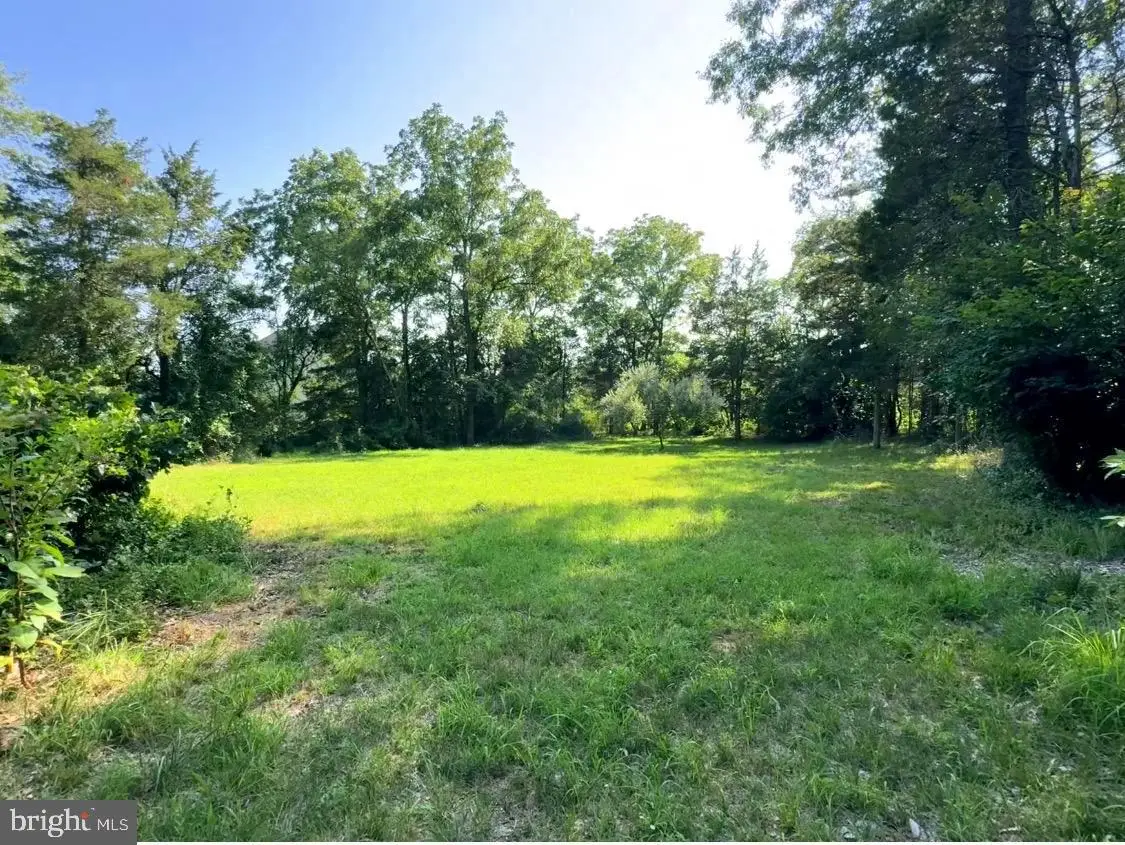 2425 Newcombtown Rd, Millville, NJ 08332 - #1