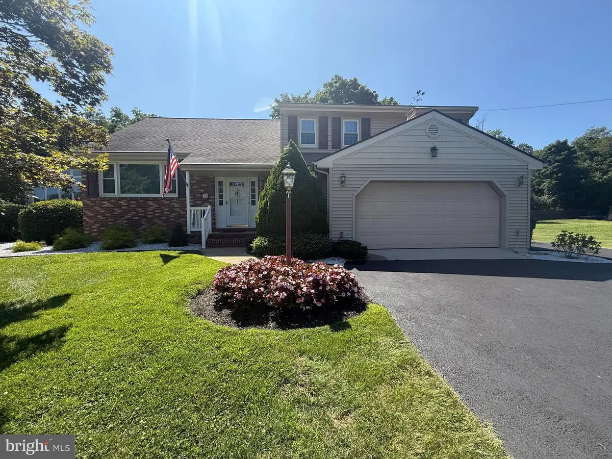12 Vickers Ave, Bridgeton, NJ 08302 - #1