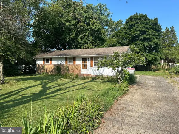 1824 Galli Dr, VINELAND, NJ 08361