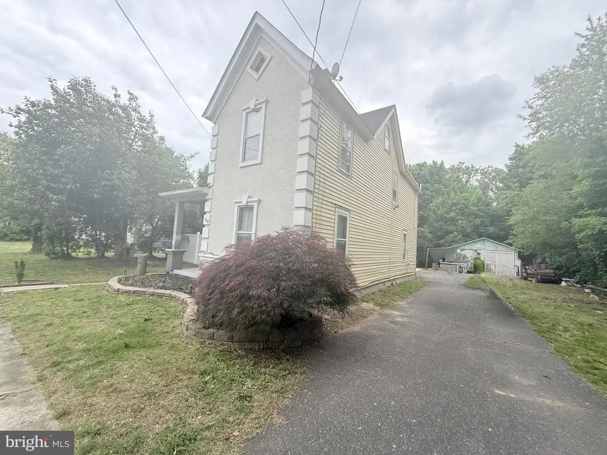 160 W Lincoln St, Bridgeton, NJ 08302 - #1