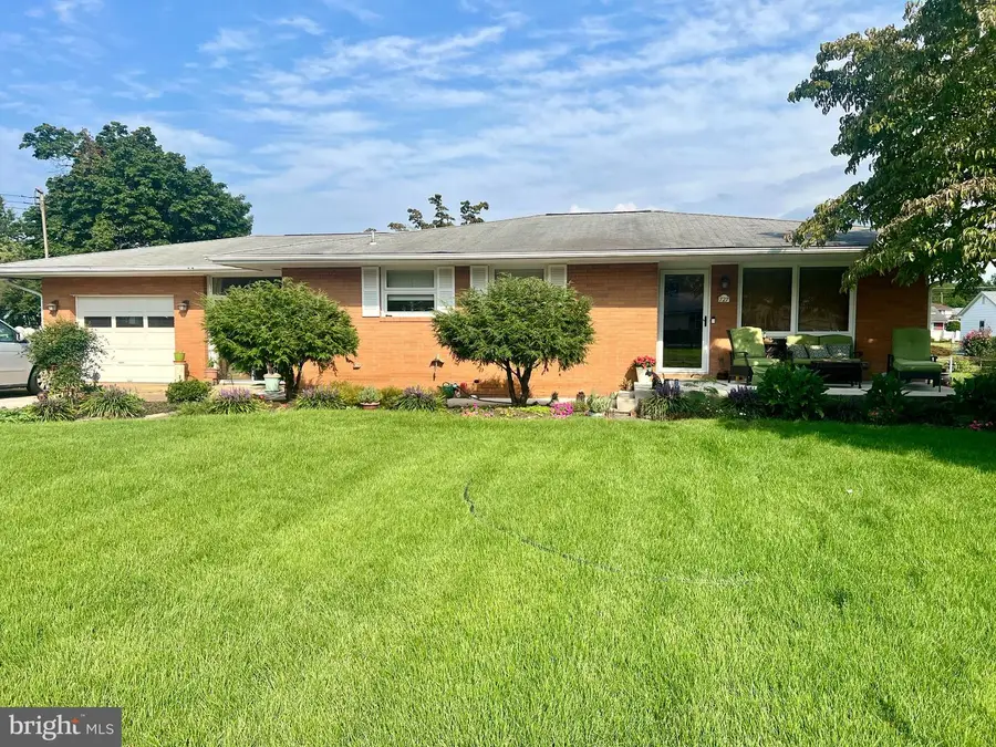 727 S Myrtle St, Vineland, NJ 08360 - #2