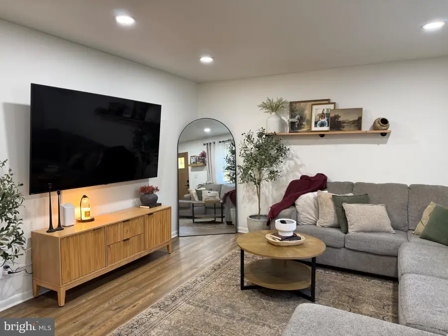 305 W Summit St, Vineland, NJ 08360 - #2