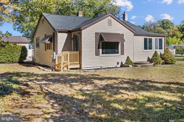 1718 W Chestnut Ave, VINELAND, NJ 08360